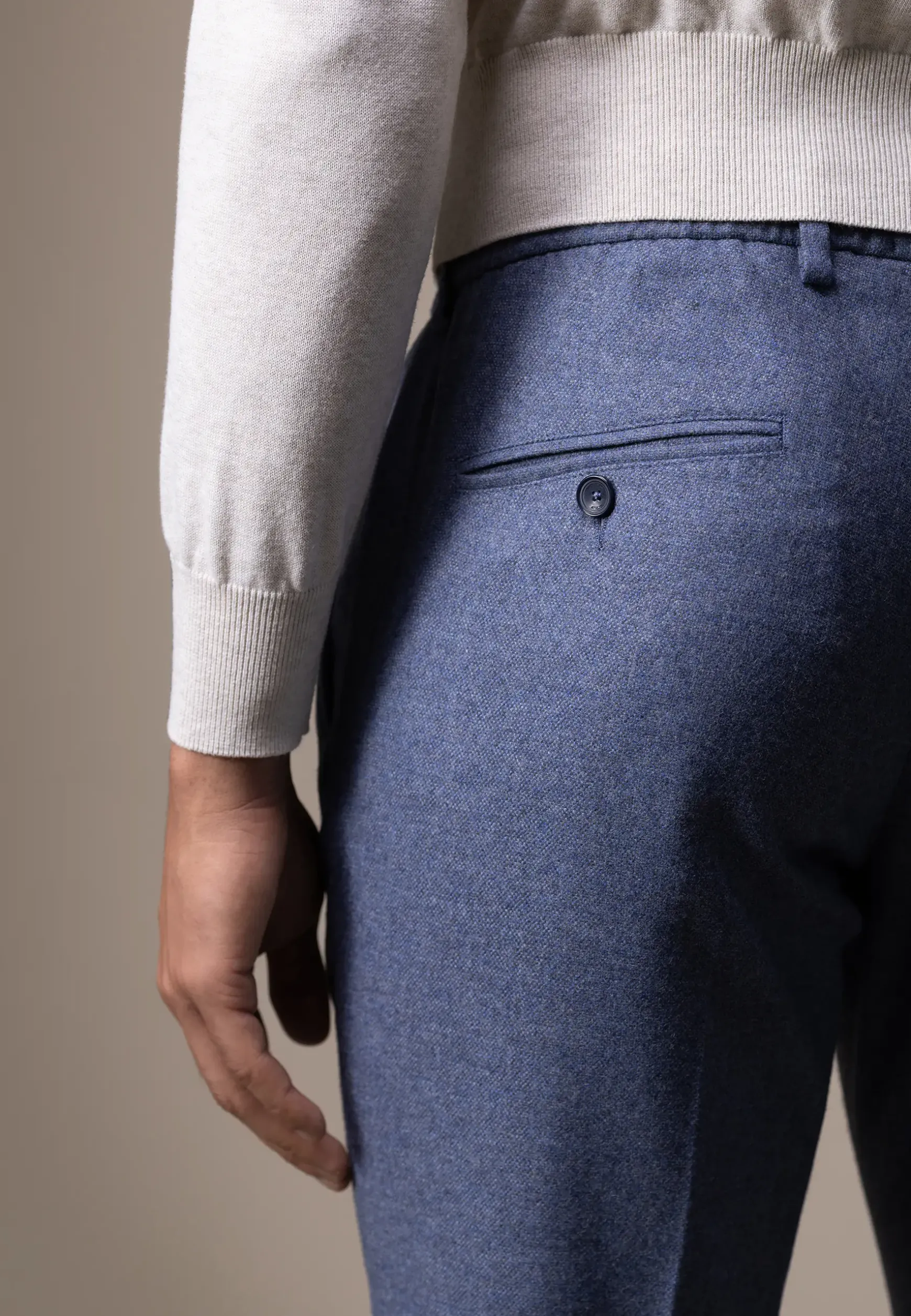 ATELIER chino in stretchstof met elastische band