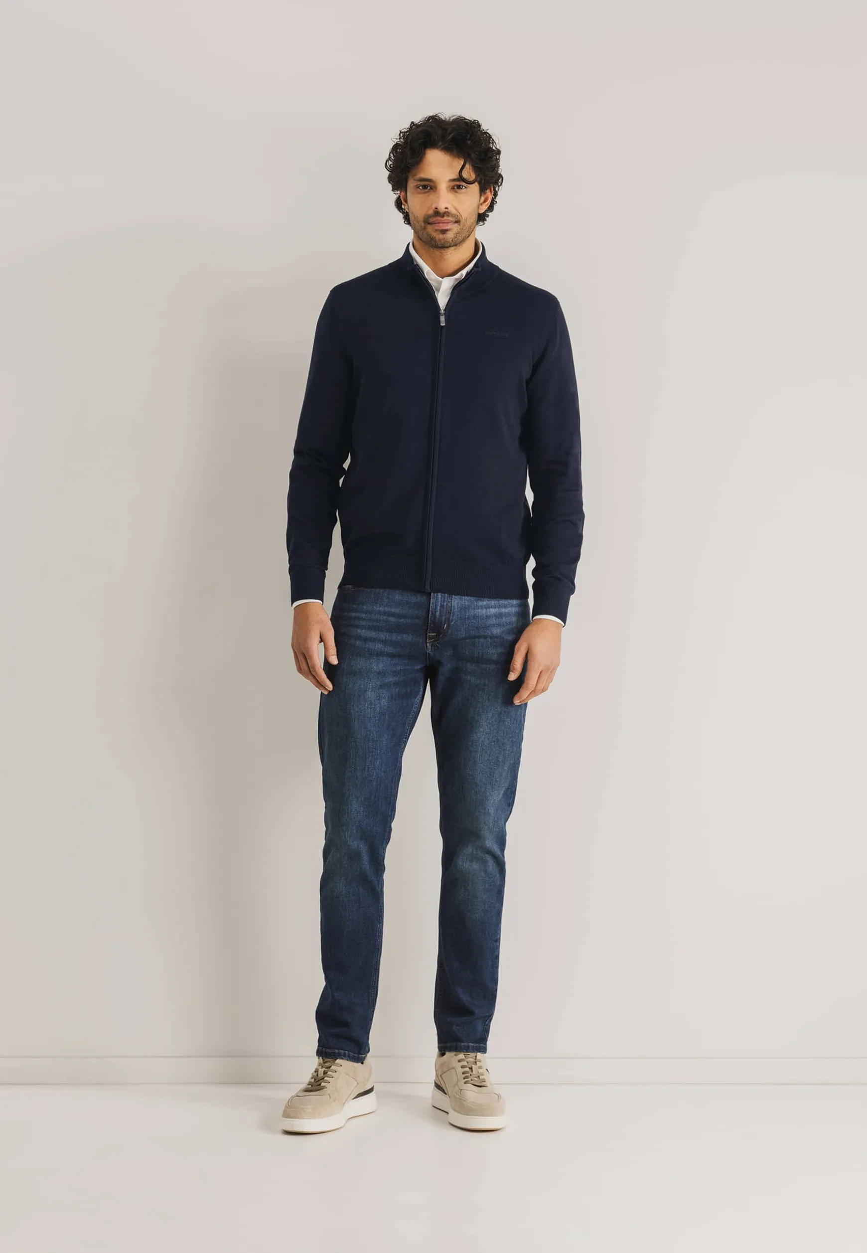 ESSENTIALS fijngebreid vest
