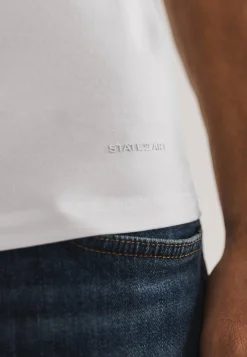 ESSENTIALS T-shirt van biologisch katoen