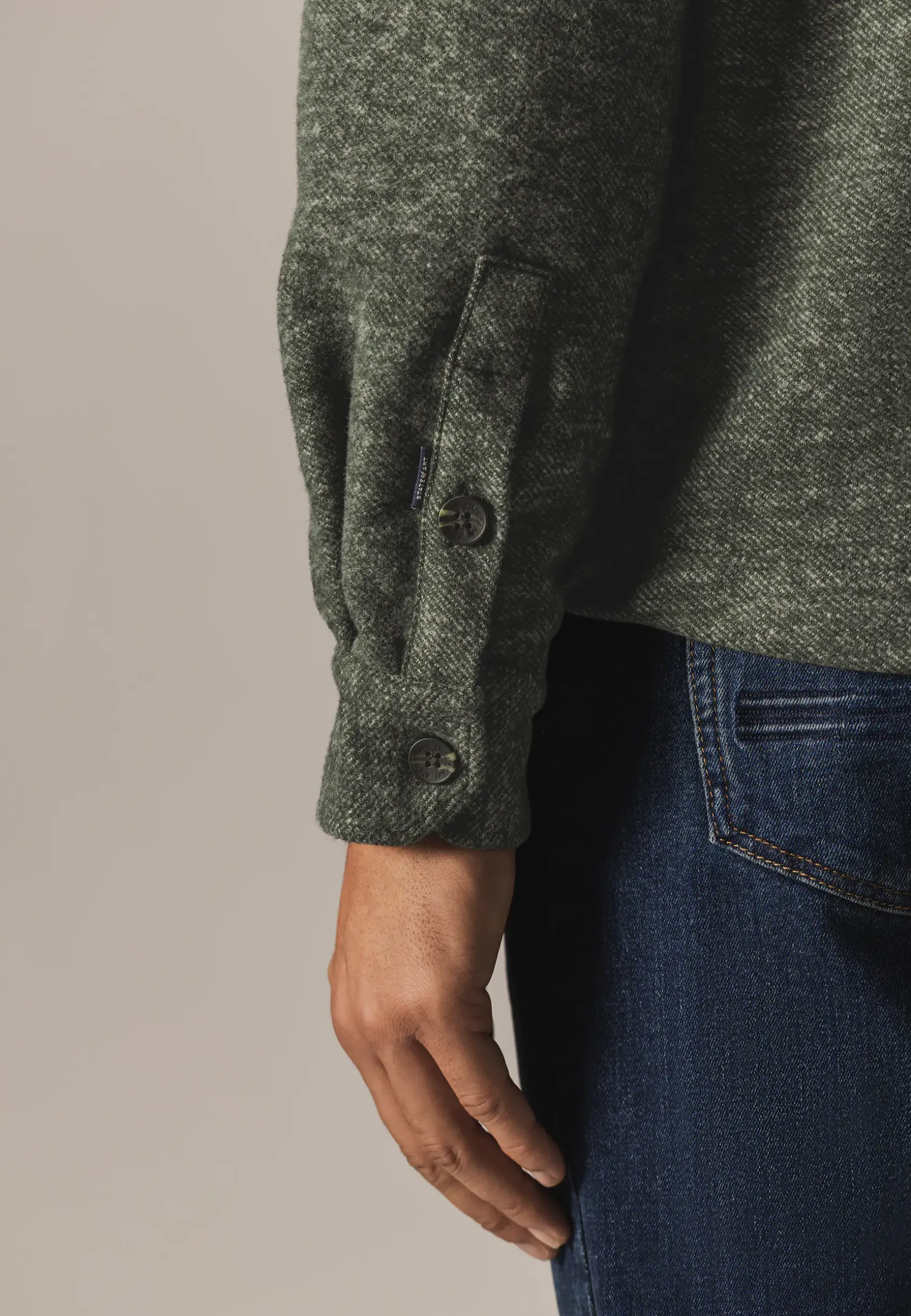 Gemêleerd overshirt met visgraatstructuur