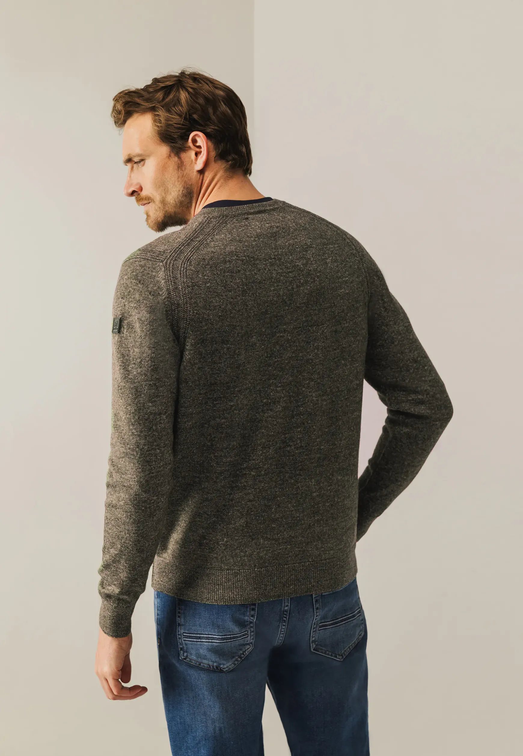 Gemêleerde trui met ribdetails