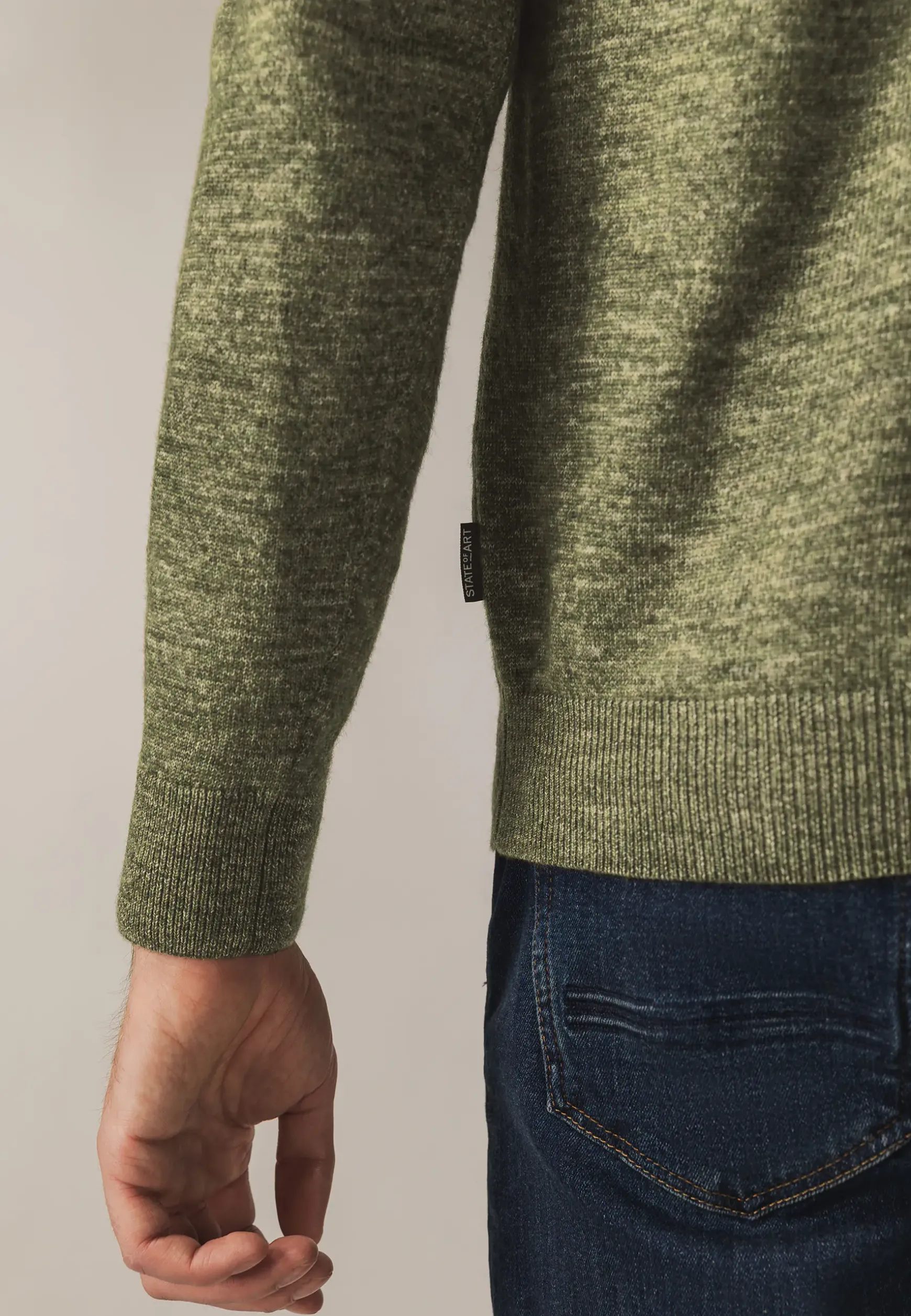 Gemêleerde trui met ribdetails