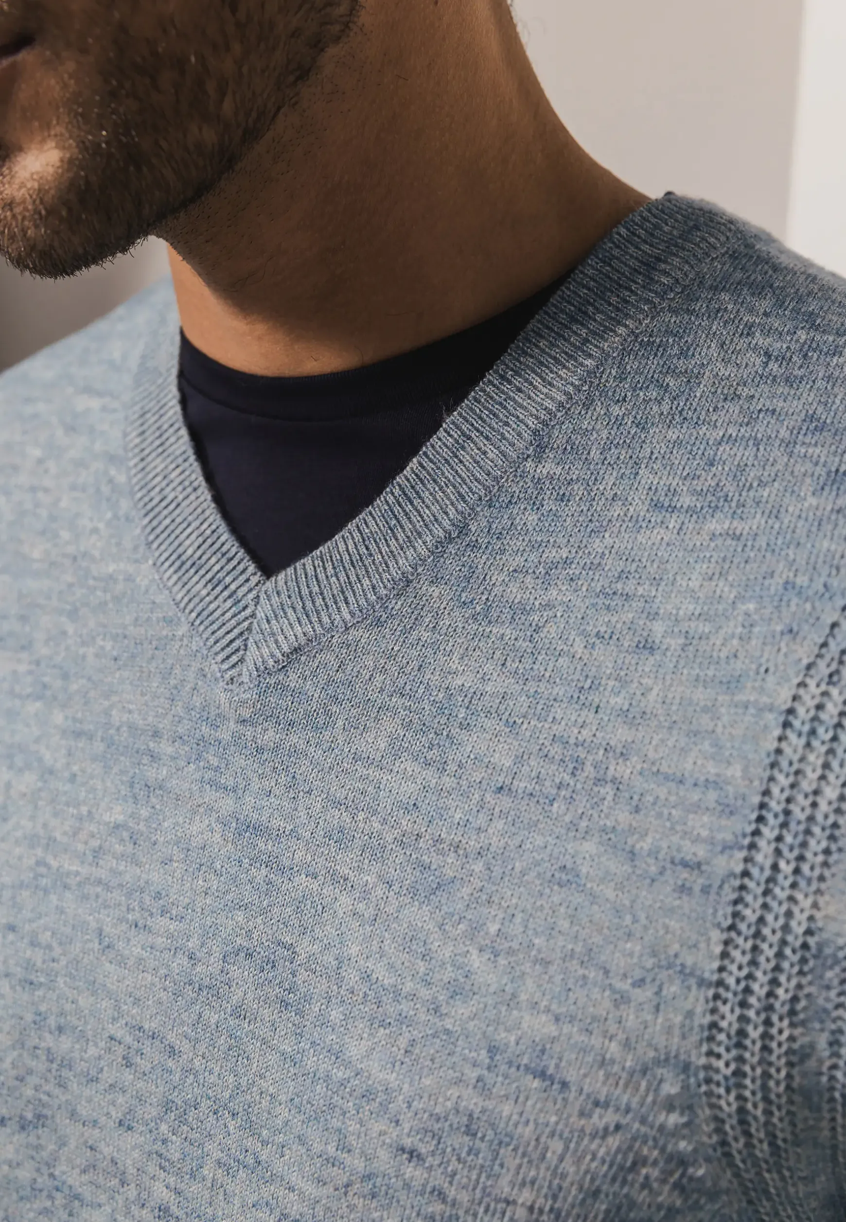 Gemêleerde trui met ribdetails