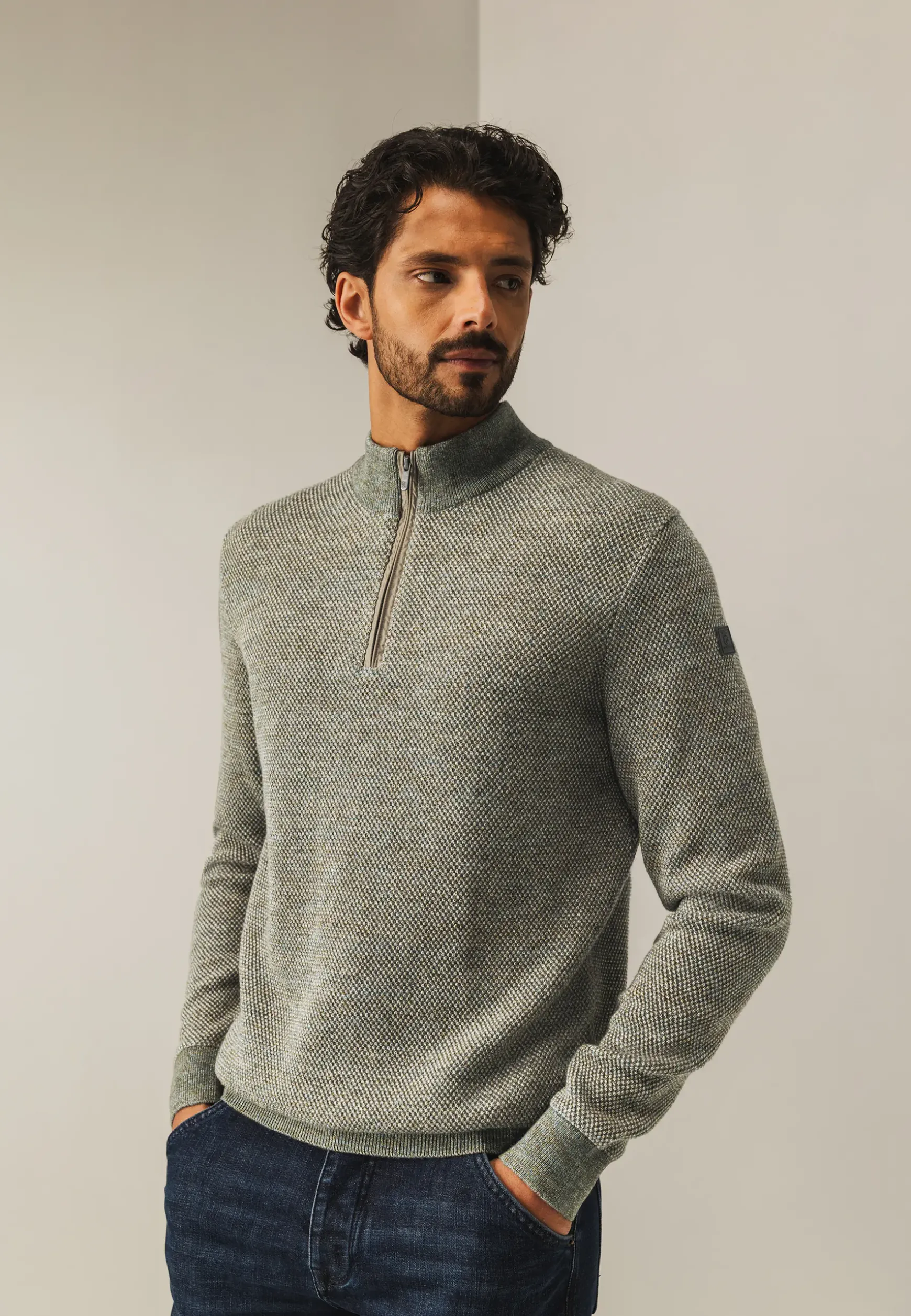 Trui met halve rits en nylon-details