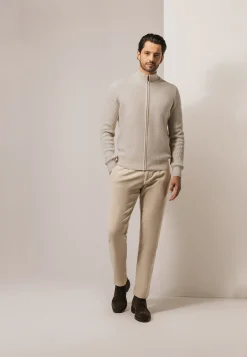 Vest met structuurpatroon